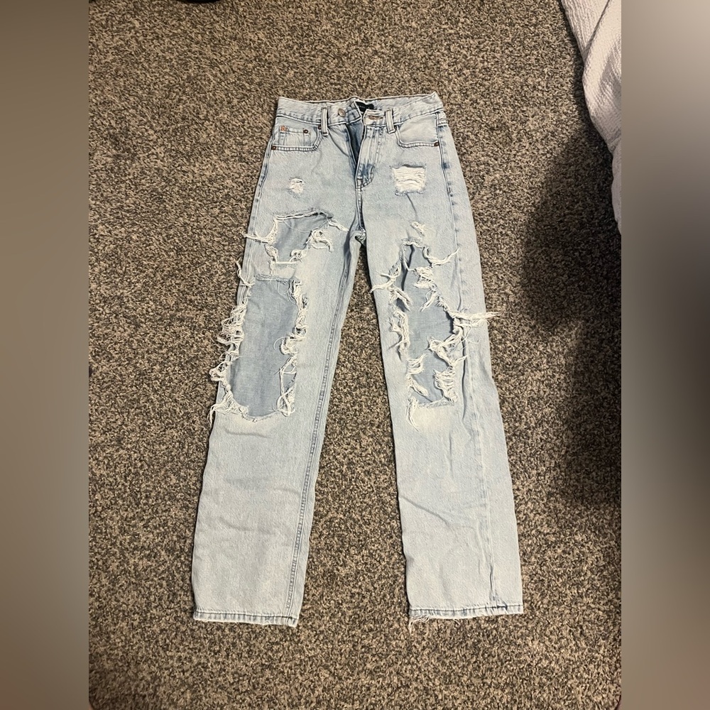 Aeropostale 90’s baggy jeans, light wash